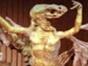 Verschwommenes Foto einer Jesus-Statue des italienischen Bildhauers Pericle Fazzini